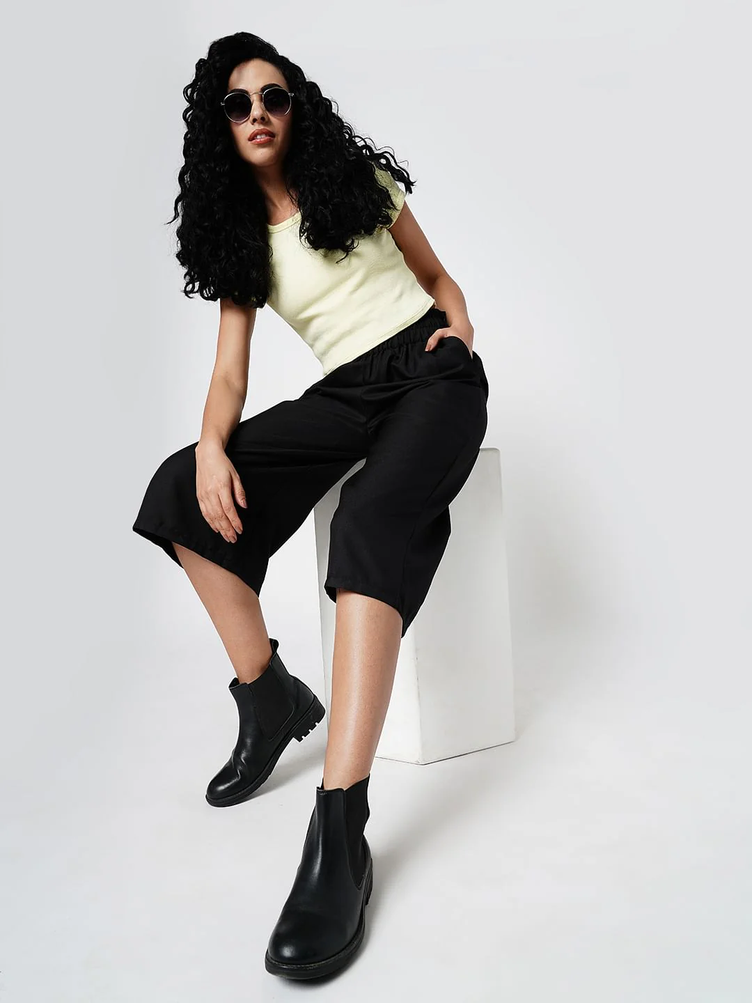 I.Scenery By Vero Moda Black High Rise Culottes