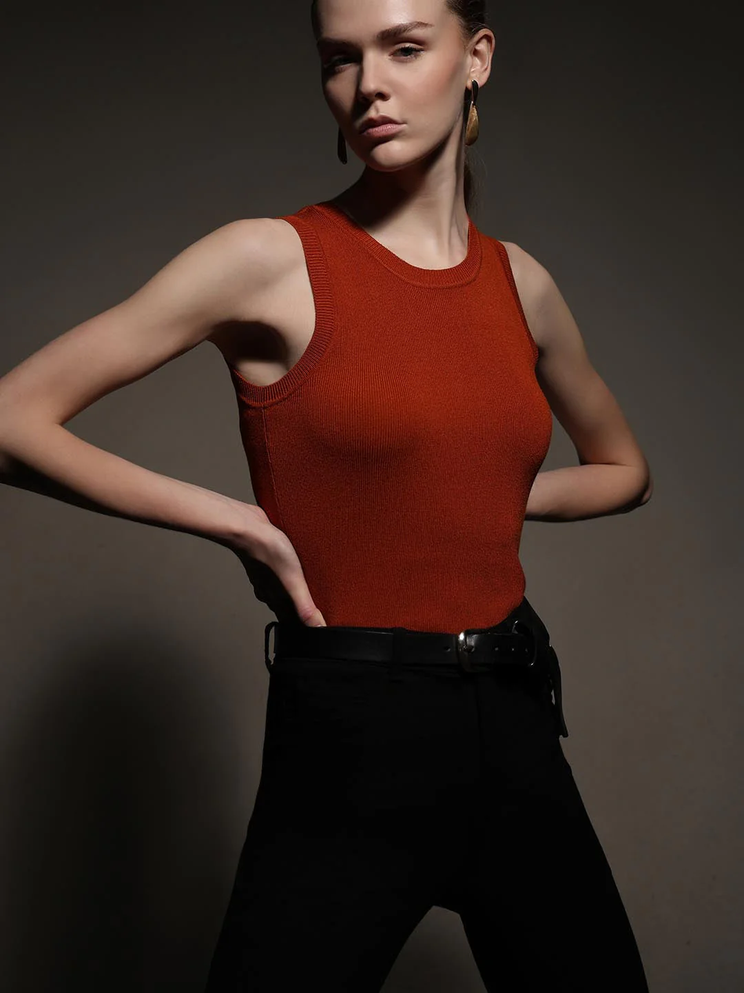 Umber Round Neck Knitted Top