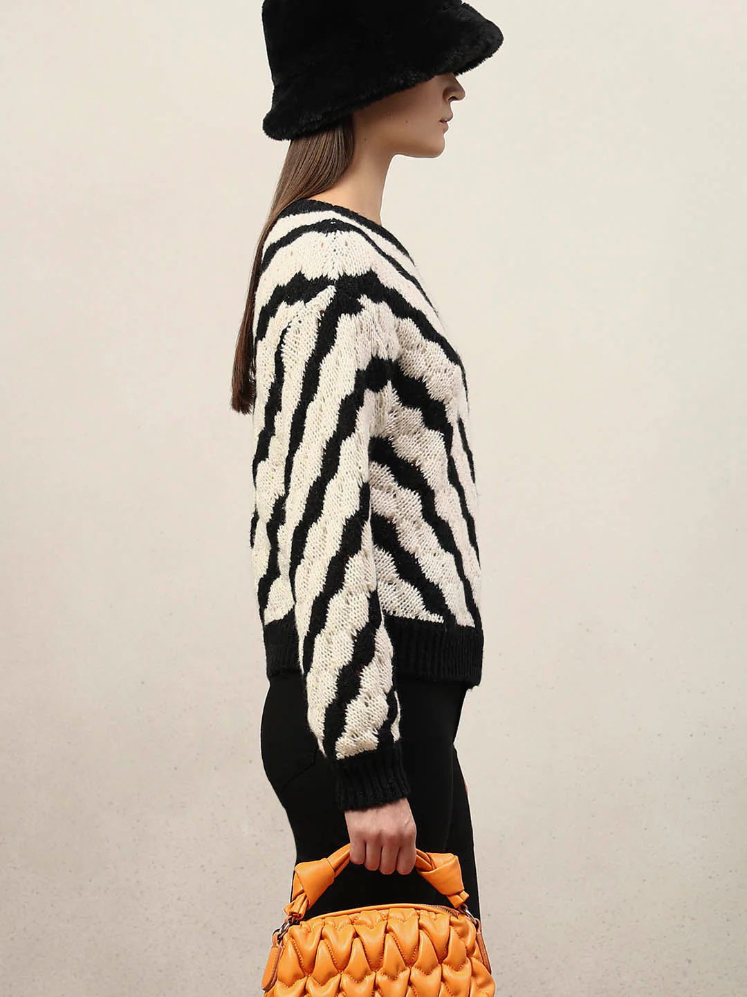 Striped O-Neck Pullover