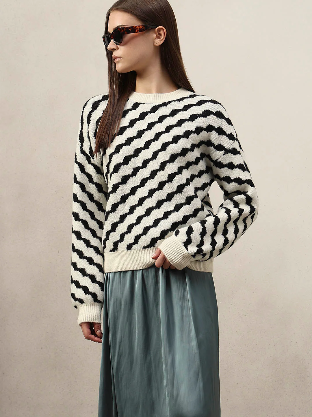 Black & Beige Printed Pullover